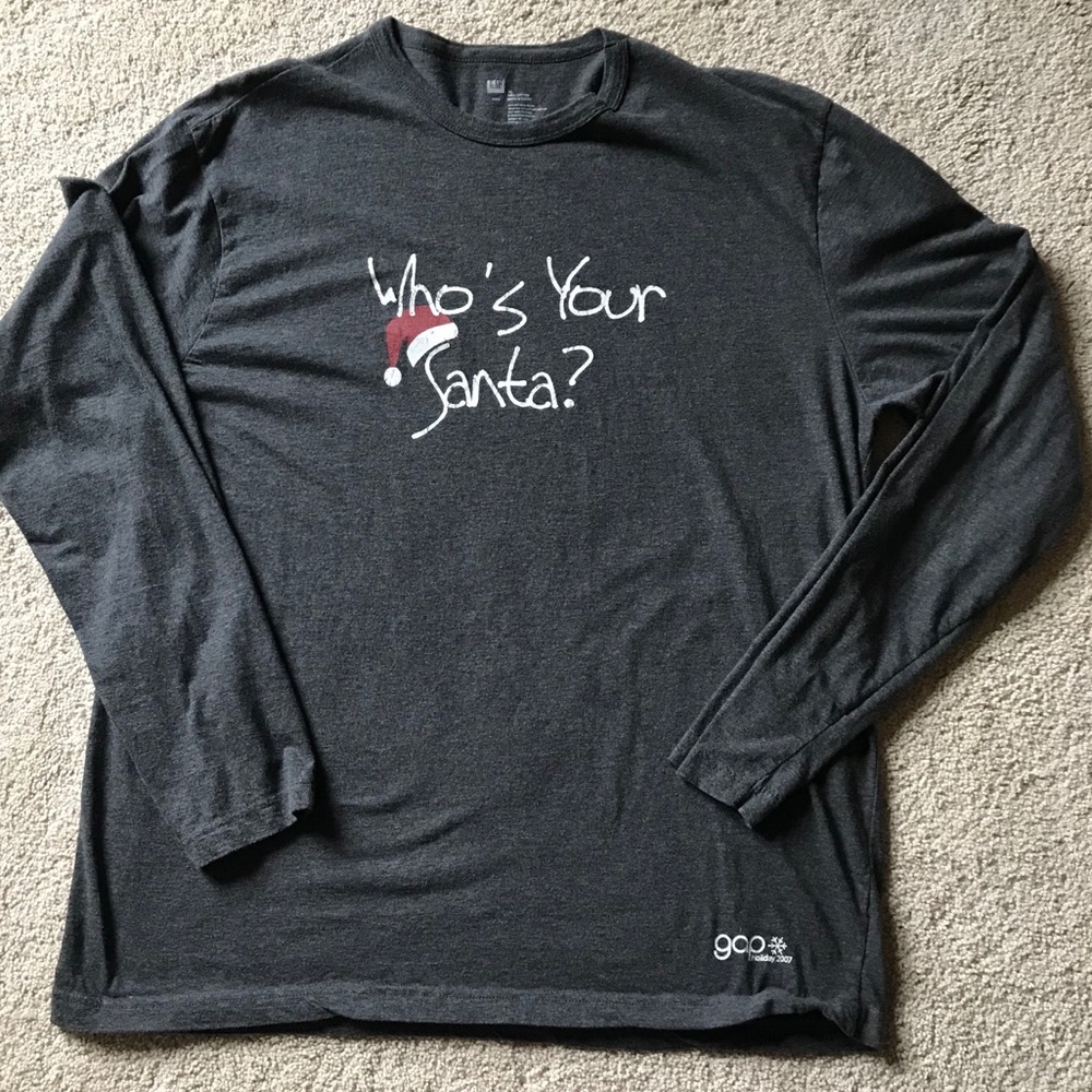 Gap men’s 2007 Gray Christmas long sleeve t-shirt “who’s your Santa?”